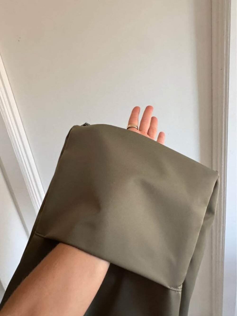 NWOT Béis Commuter Travel/Tote Purse - Picture 8 of 9